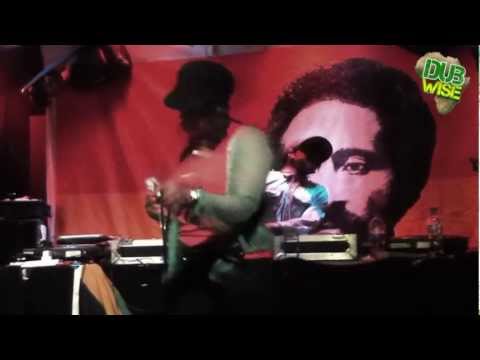 DUBWISE CARNIVAL FEST 2012 - YOUNG WARRIOR feat. 🎤 AISHA "Prophecy"