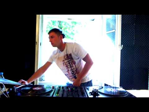 Tika Milano - RTS.FM.1008131