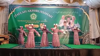 Download lagu penampilan tari arabic // madrasah RM .al-hasaniyah mp3 Download lagu penampilan tari arabic // madrasah RM .al-hasaniyah mp3