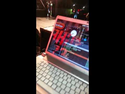 Sativa D Black1 performing at Getto Splash