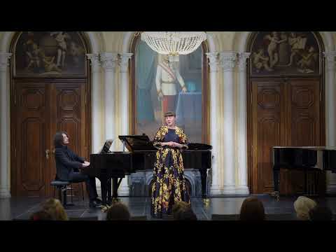Leos Janáček - ,,Kradla jsem!'' - Příhody lišky bystroušky/The Cunning Little Vixen