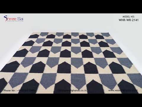 RUGS