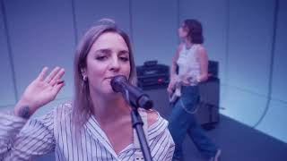 EDGE OF THE EARTH jetzt Video ansehen