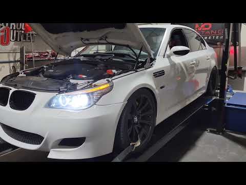 BMW E60 M5 Dyno *Stock, Mustang Dyno*