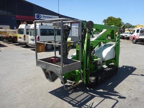 Tennessee Man Uses Spider Lift To See Grandma In Quarantine At Assisted Living Facility