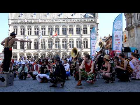 De Propere Fanfare - Leuven in Scène (2)
