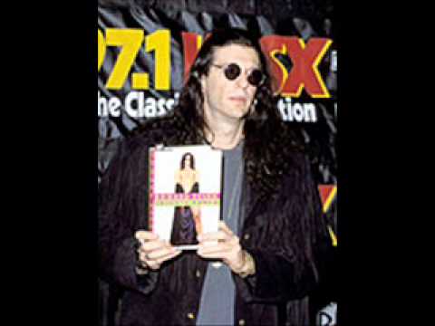 The news of Oct 25th 1995 : A Stern Response