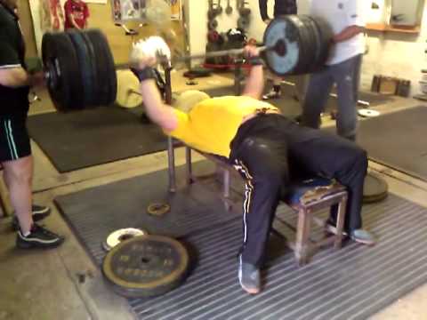 215kg/474lbs bench press RAW touch &go
