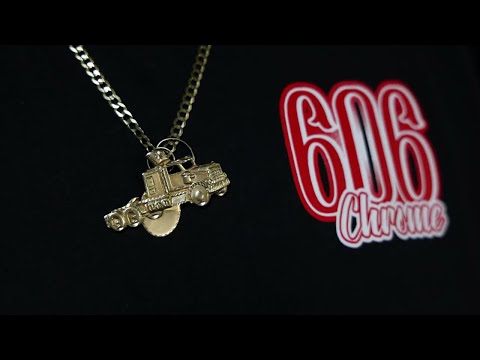 Sit Back Relax (Feat. Steven Molanders) [Official Music Video]