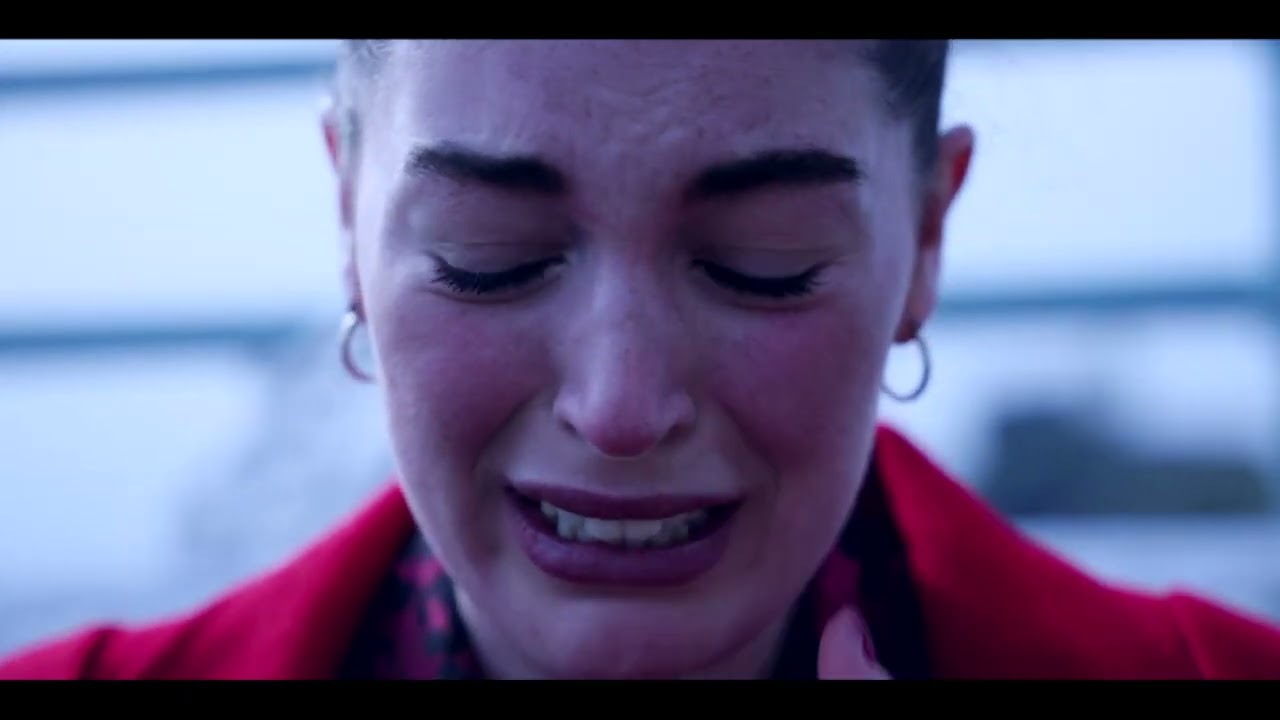 Hen Wragedd a Ffyn - (2021)