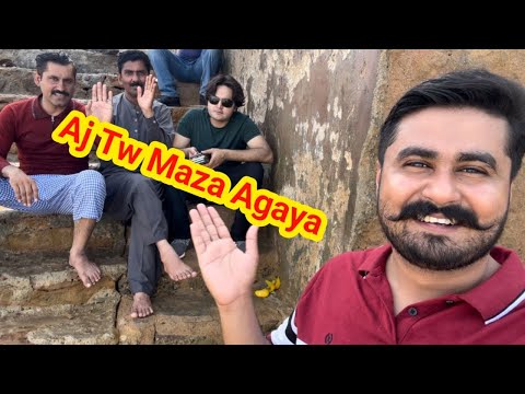Boating Ka b Apna Maza Hai || Haksbay Beach || Farhan Mangi Vlogs
