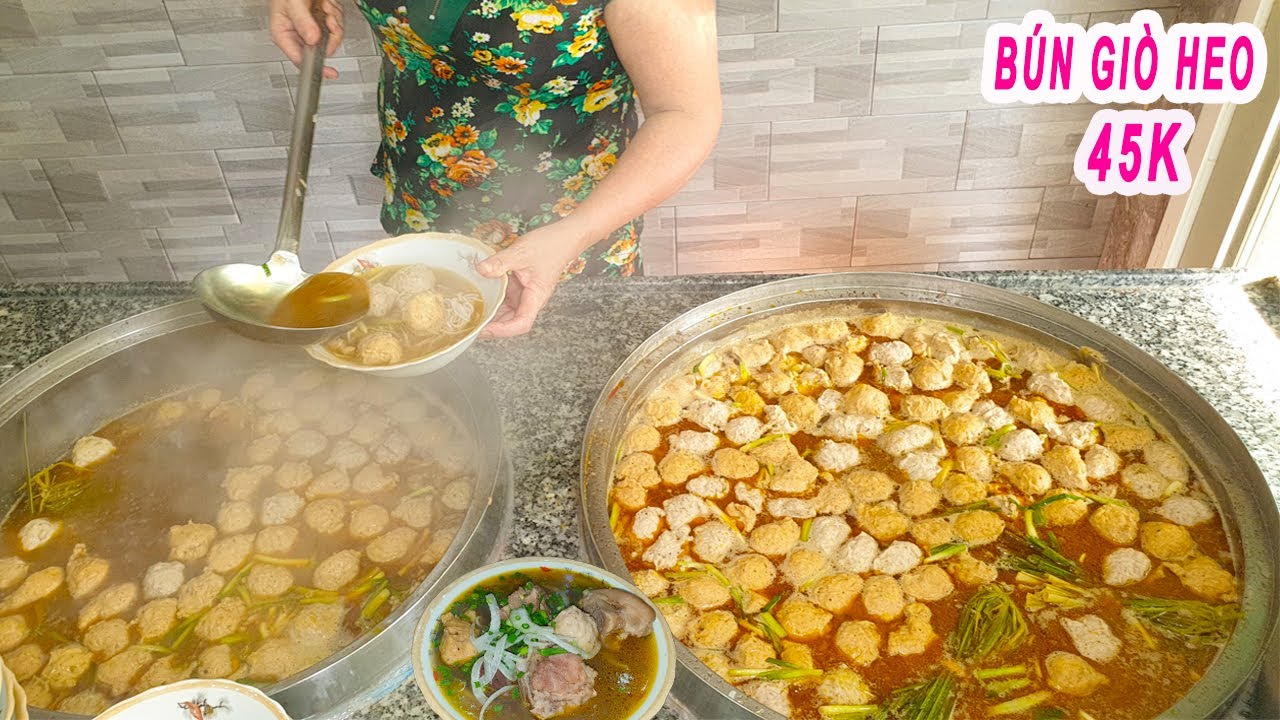 Nấu Bún Giò Heo