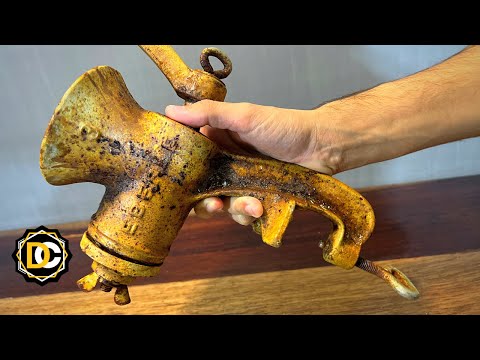 Vintage Rusted Meat Grinder - Restoration - WorkshopDC