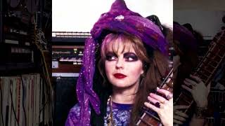 11. Yummer-Yummer Man - Inky Bloaters (1987) / Danielle Dax