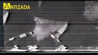 ניגון בך ה' חסיתי בהתוועדות יום הולדת ה-70 של הרבי מליובאוויטש - התמונה מוצגת ישירות מתוך אתר האינטרנט יוטיוב. זכויות היוצרים בתמונה שייכות ליוצרה. קישור קרדיט למקור התוכן נמצא בתוך דף הסרטון