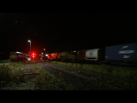 5MA5 Pacific National Intermodal Freight At Night (1/7/2021) - PoathTV Australian Trains & Railways