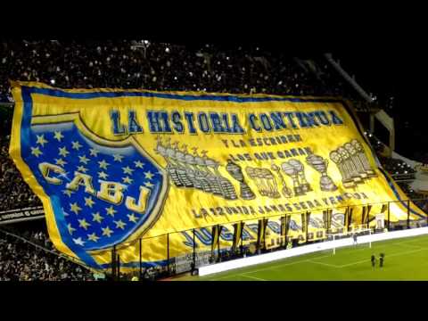 "Regalo de Carlitos Tevez a la hinchada de Boca" Barra: La 12 &bull; Club: Boca Juniors