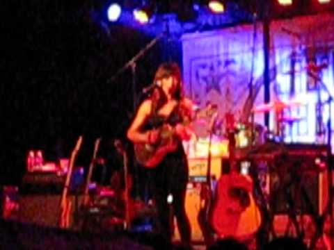 Box Cutters-Amanda Shires @Baltimore Soundstage 2013