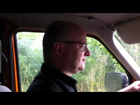 Dorniakolot w akcji. Droga nad jeziorem Goszyn k. Straszyna.