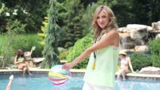 Sarah Darling - Little Umbrellas (Official Video)