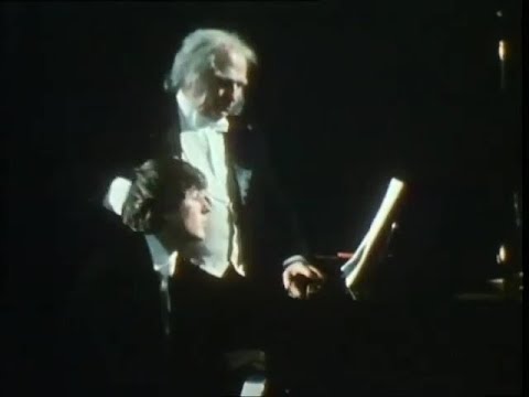Alfonzó - A lapozóművész - partnere: Darvas Ferenc, 1979