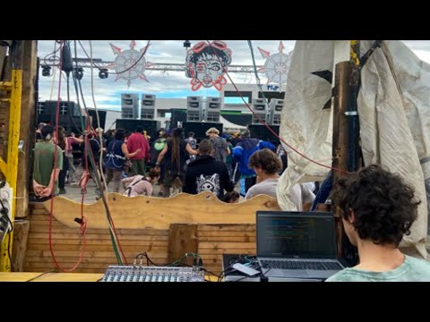 StreetPanik - Big Freaking Party 2 [Live Extract]