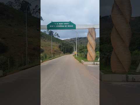 OLHANDO DE LONGE A CIDADE DE SANTA EFIGÊNIA DE MINAS MG