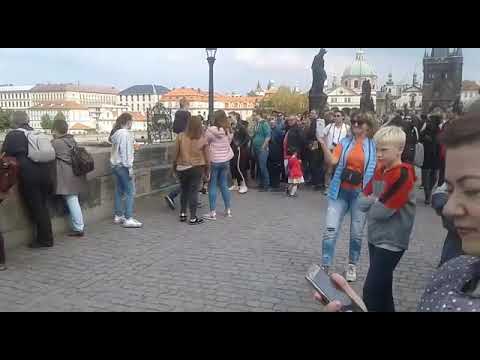 Lucie Vondračkova Nad Vltavou