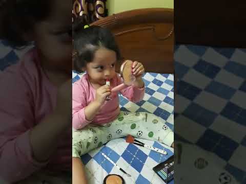 RAJVI SAHA Rajvi Pretend Play with Makeup Kits