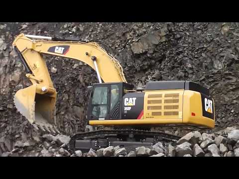 Caterpillar CAT 352F XE excavator