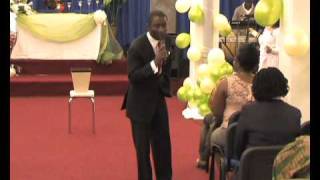 Pastor Kwame Amponsah-Mehia wo live..