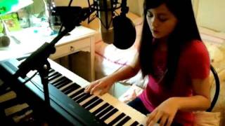 LIGHTS - Pretend - Lyrics On Screen Piano Vocal Cover Jasmine Thompson Age 11