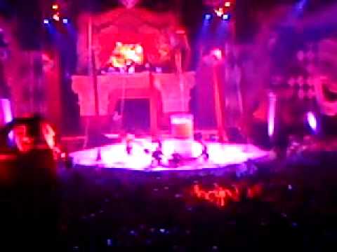 Pirate Station Teatro 2011 - CHASE & STATUS intro