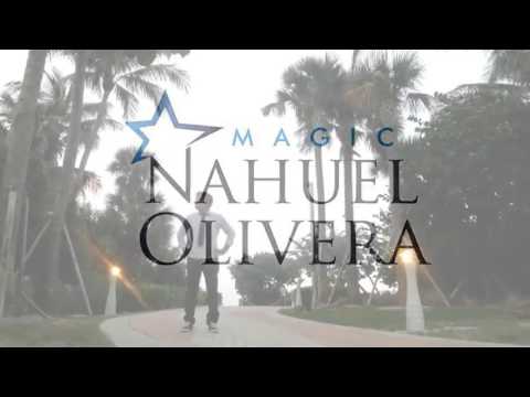 Saturn Magic -Comedy Necktie (Red) by Nahuel Olivera - Trick