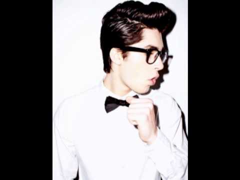 Bobby Andonov - Call me