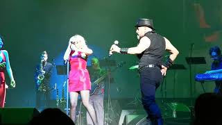 Gasto de saliva. Santa Sabina y Salvador Moreno (La castañeda). 30 años. Experiencia cuadrafónica