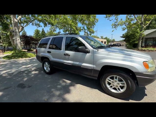 2003 Jeep Grand Cherokee - Image 12