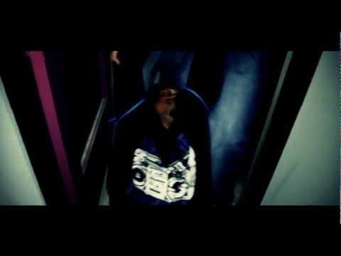 FrameZ VideoZ - The Closet / De Kast (S.1 - Episode 3)