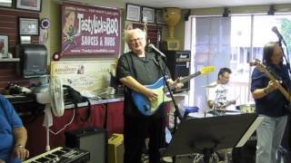 I'M TORE DOWN   - Fred's Music Shop Jam Session 7-2-15