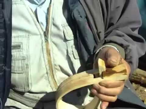 gli antichi mestieri,i collari delle pecore fatti a mano da giovanni coppola