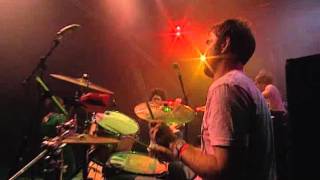 Basement Jaxx - Good Luck ( Glastonbury 2004 Live )