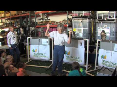 Children of Iberdrola Renewables employees learn about clean energy at the Klondike Wind Farm