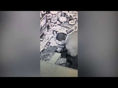 Ora News - U shfaq duke thithur kokainë? Dalin analizat për Lefter Allën