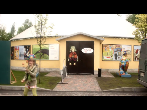 A new bus for young circus artists in Russia