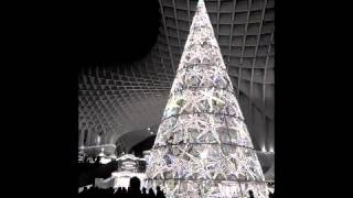 Rockin' Around The Christmas Tree - She & Him