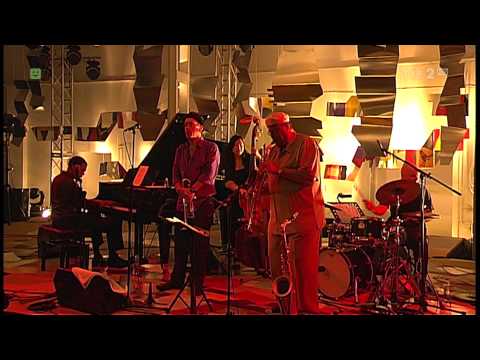 Wojtek Mazolewski Quintet / Joe Lovano & Dave Douglas Quintet: Sound Prints [HD]