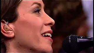 Alanis Morissette - Front Row (Acoustic)