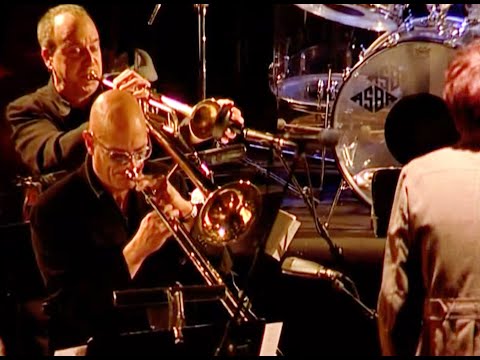 Steroid Maximus “Tarmac A Gris Gris" Live at Le Pompidou 2003