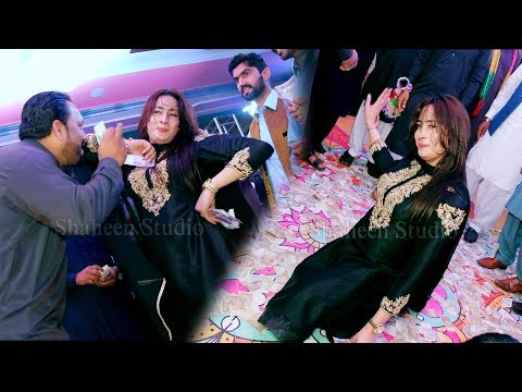 download lagu mp3 mp4 Bl Och Gul, download lagu Bl Och Gul gratis, unduh video klip Bl Och Gul