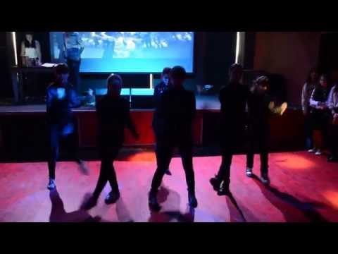 Bom Bom Party. Red Jokers -VIXX - On and On